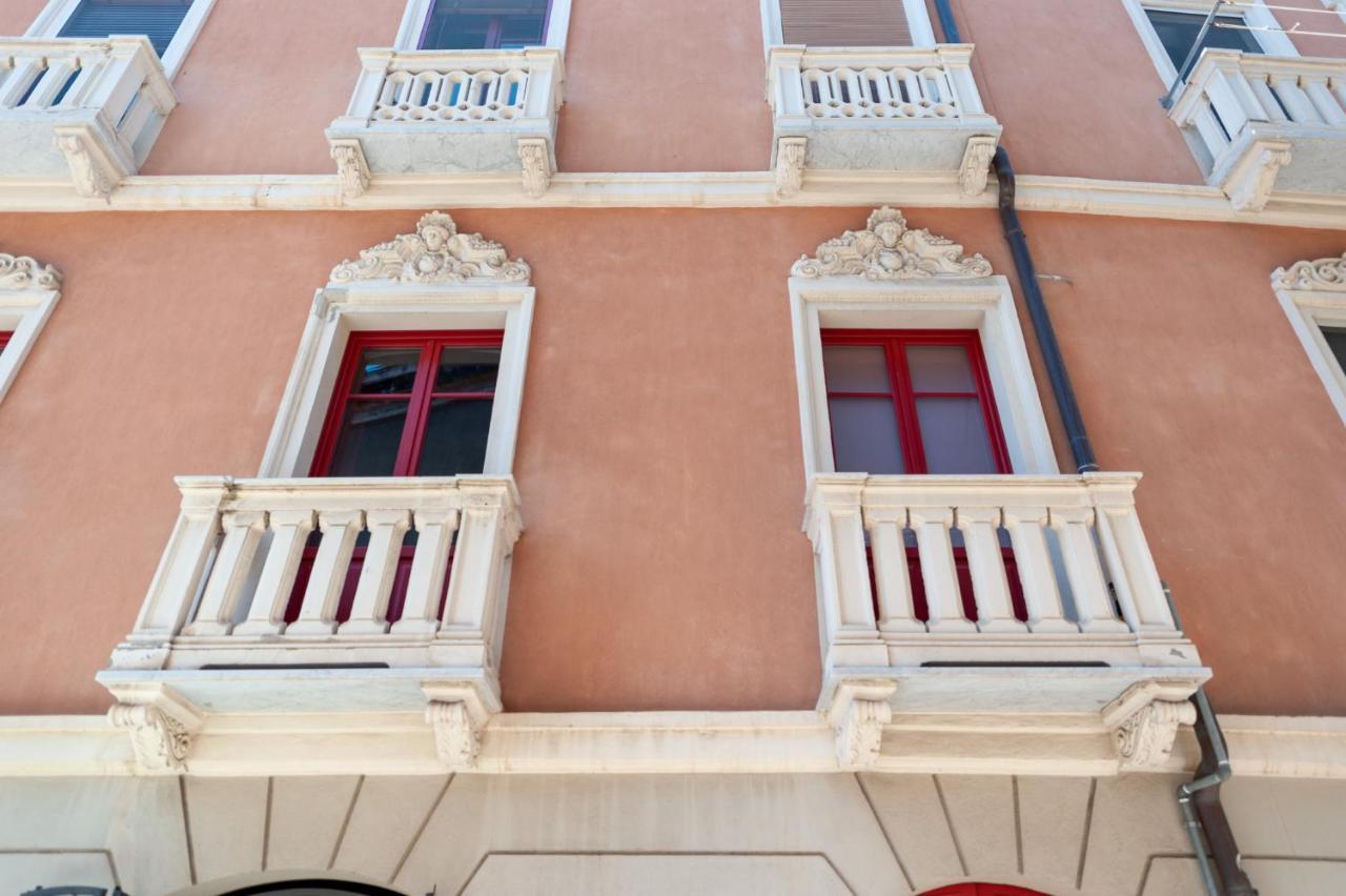 Domo Sofia Hotell Cagliari Eksteriør bilde